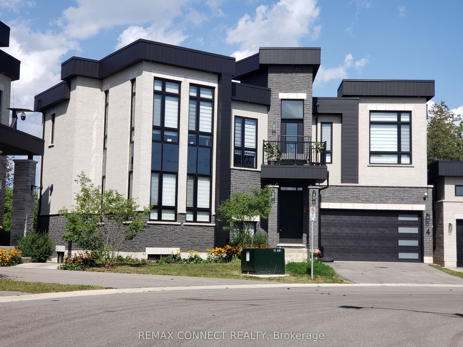 Tidmarsh Lane, Ajax, ON L1T 4S1