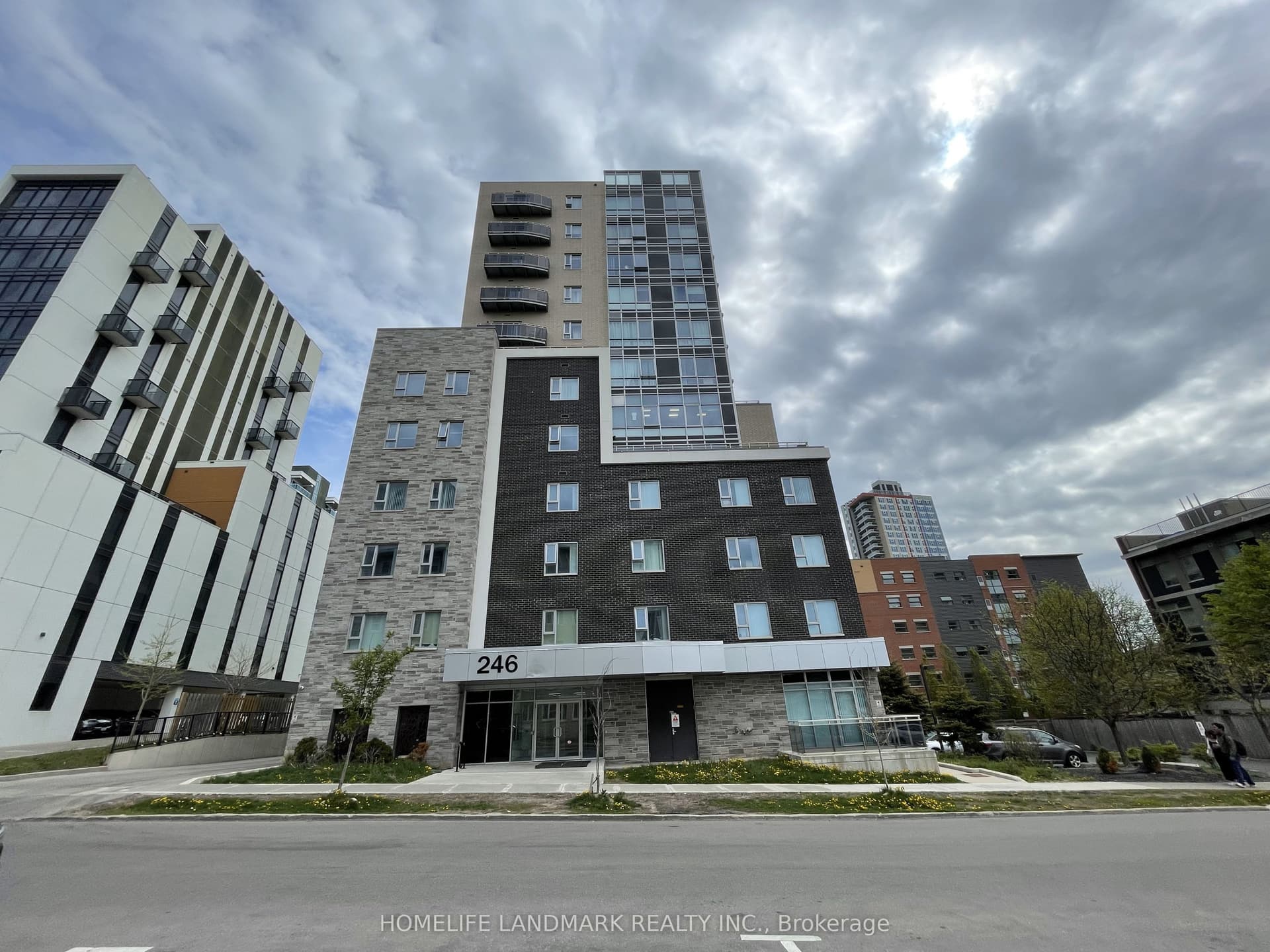 Lester Street 602, Waterloo, ON N2L 3W5