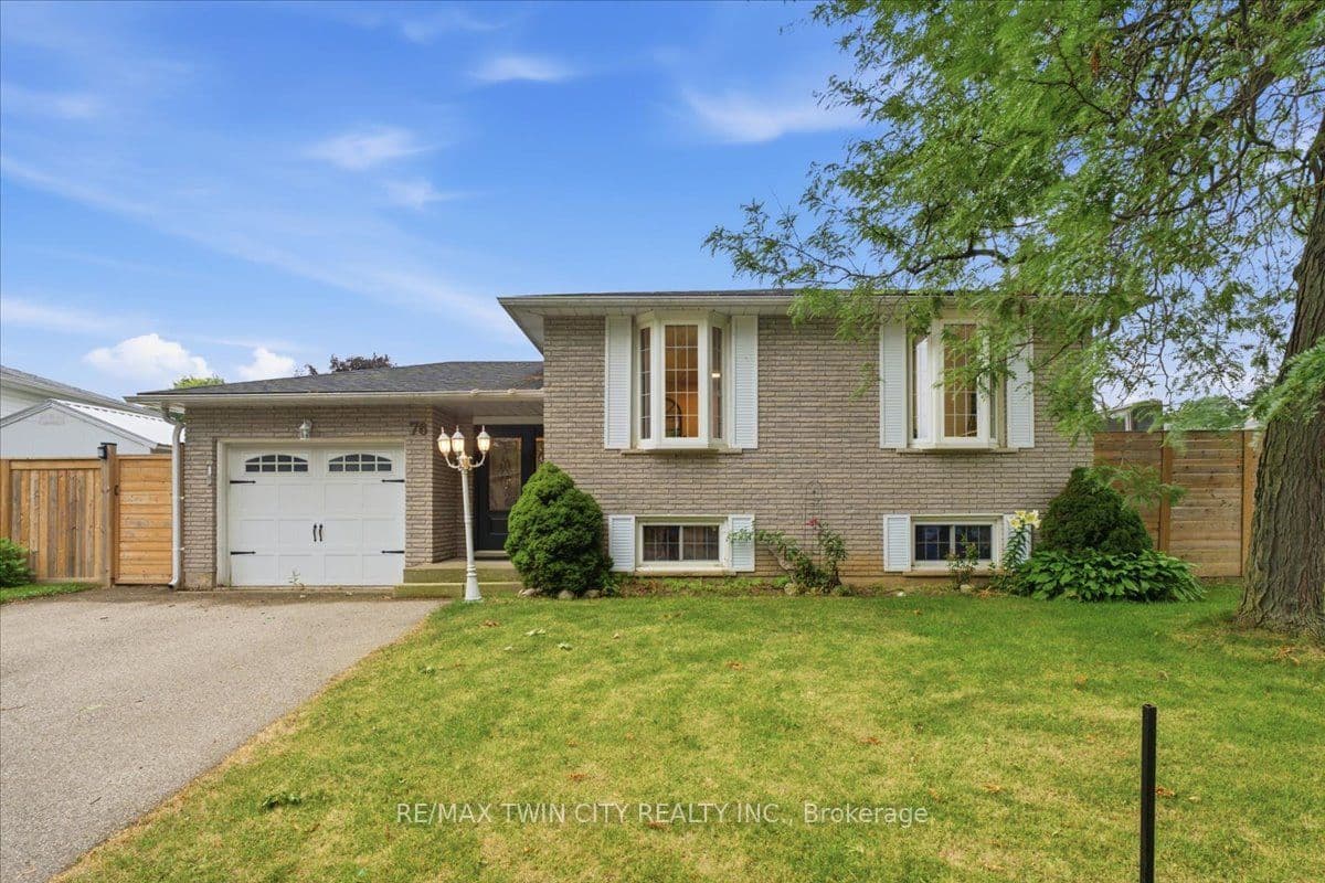 Enfield Crescent, Brantford, ON N3P 1B2