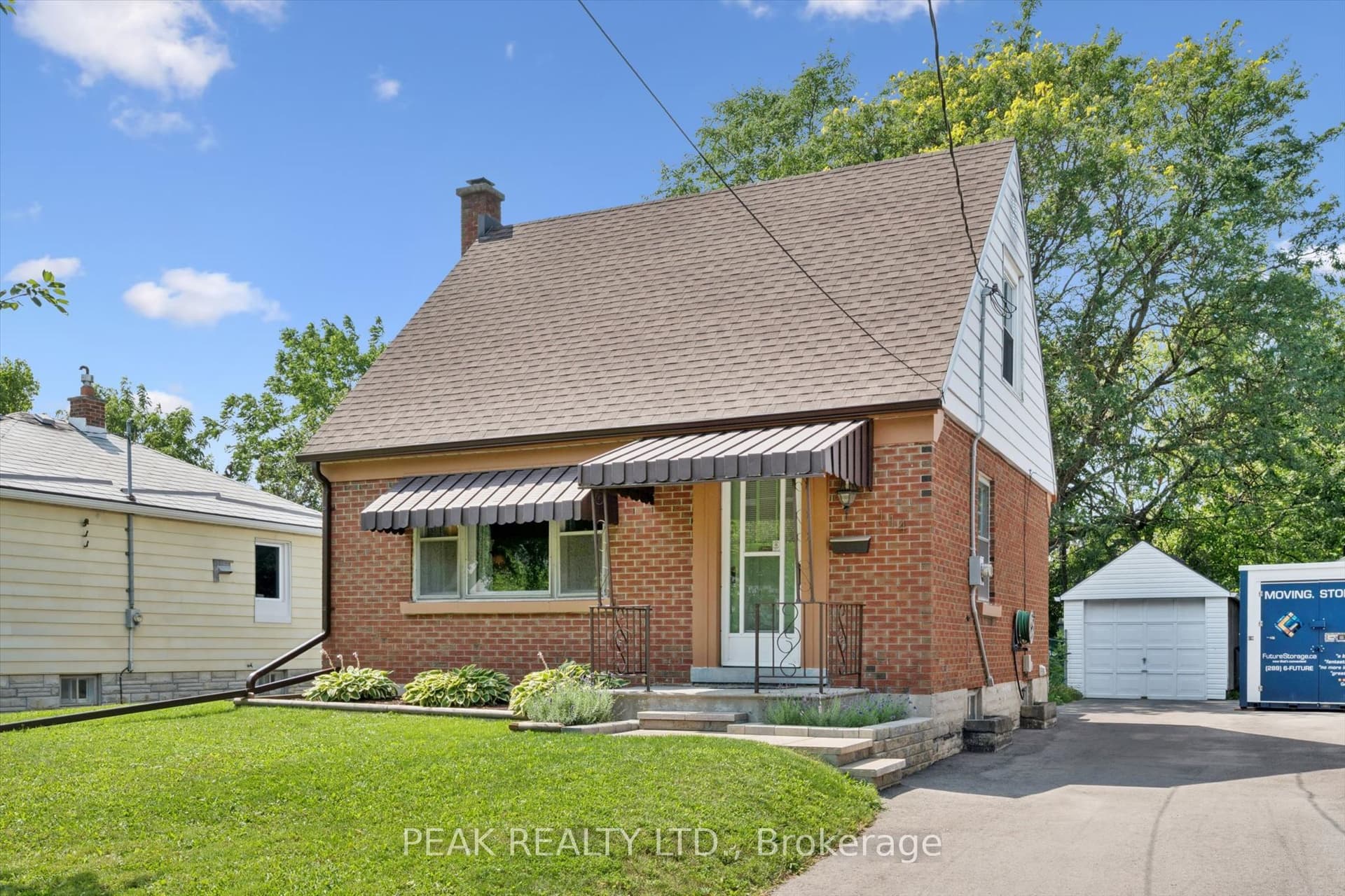 Lorne Crescent, Kitchener, ON N2M 3Y5