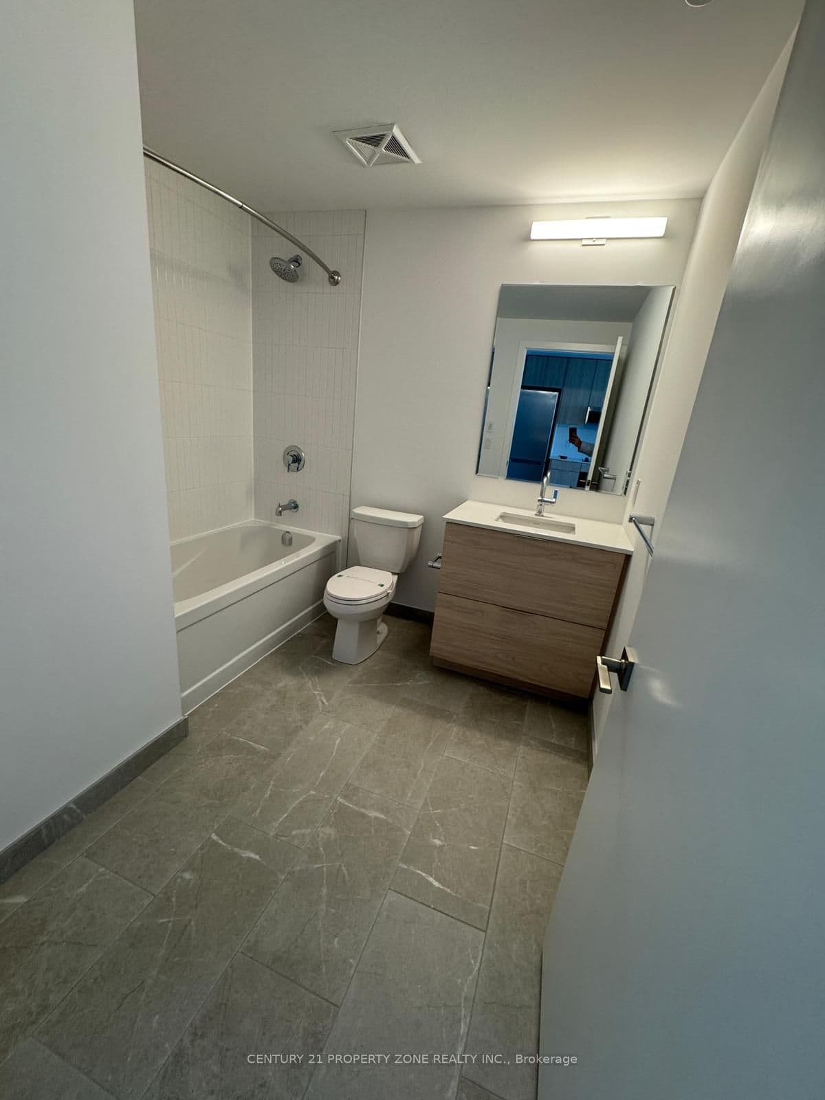 Saw Whet Boulevard 213, Oakville, ON L6M 5N2